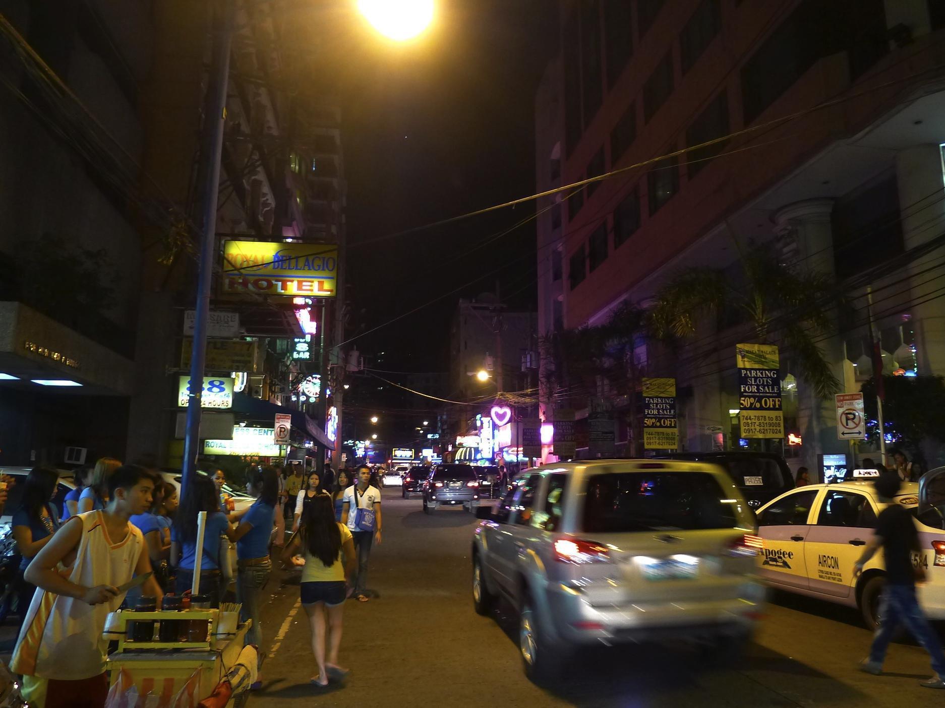 Lokal Hostel Makati City Exterior foto