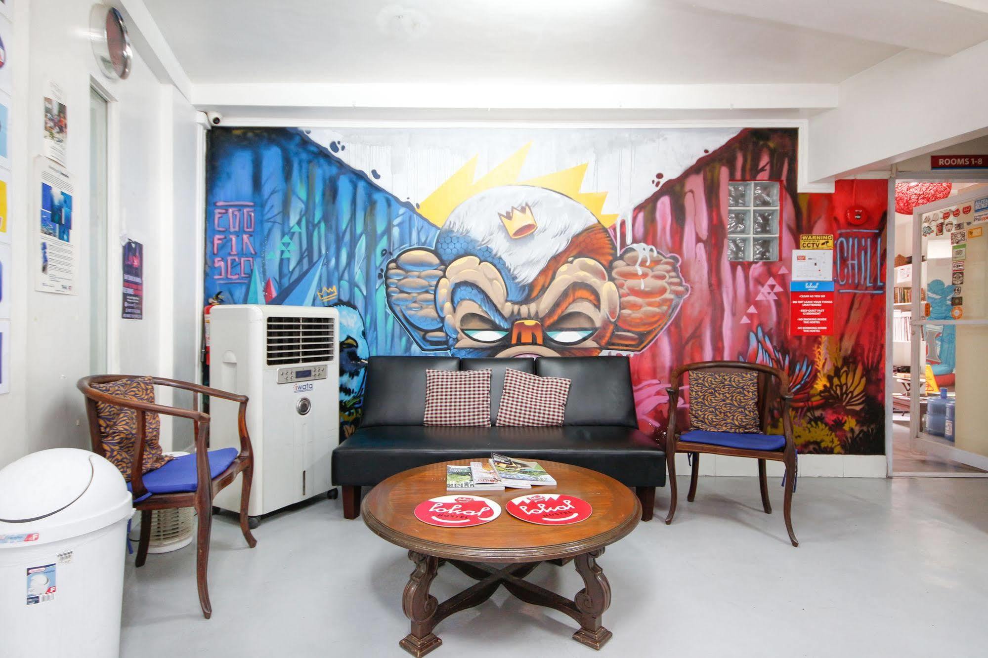 Lokal Hostel Makati City Exterior foto